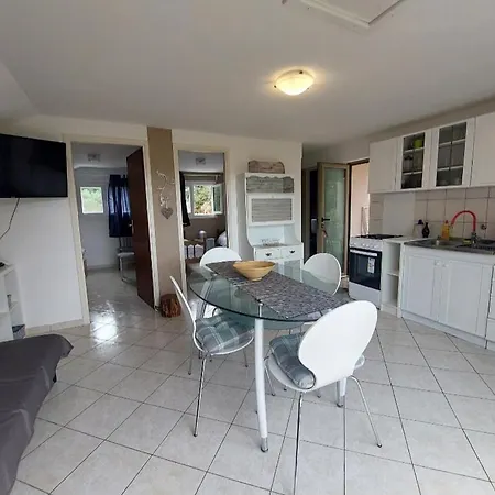 Tina'S Holiday House Vela Luka Room photo
